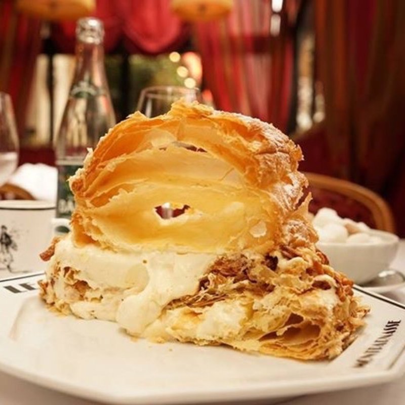 Millefeuille parfumé au rhum et à la vanille(Le Dôme)