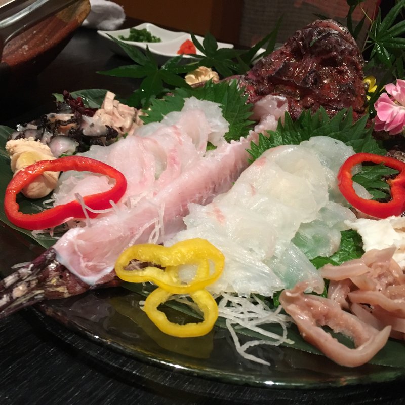 活〆おこぜ一本造り (骨せんべい付)(串虎 )