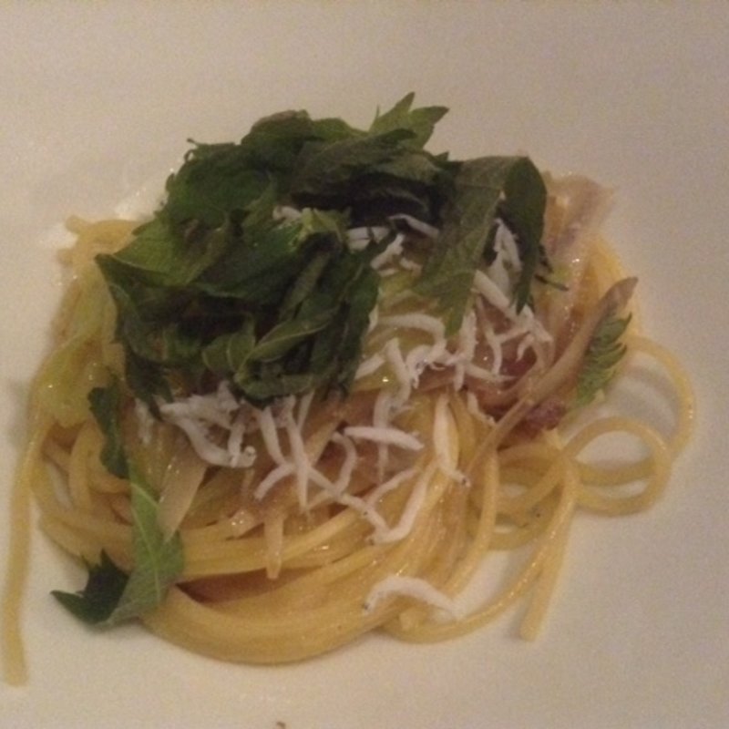 大葉とシラスのパスタ(サント ウベルトゥス （ST.HUBERTUS）)