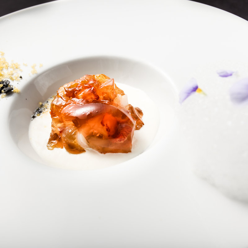 オマール海老のジュレ固め(エタンセール カワモト)