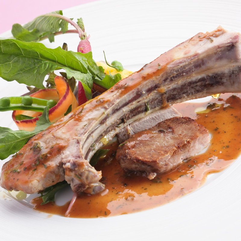 イベリコ豚のグリル(エタンセール カワモト)