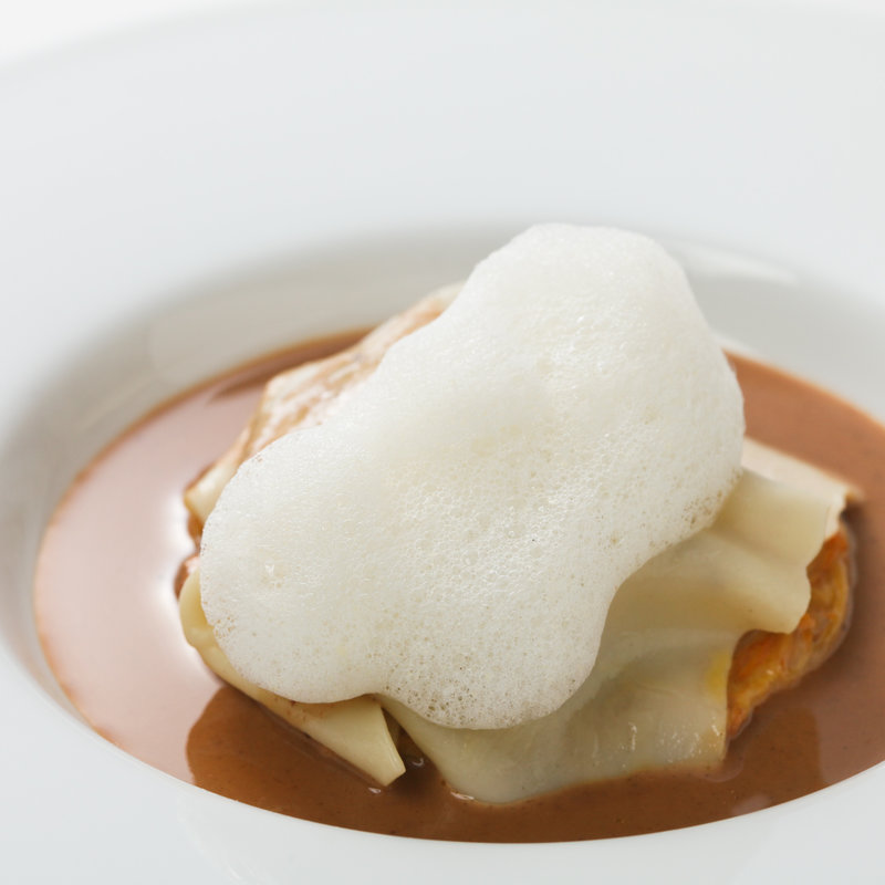 ミートパイとチーズムース(エタンセール カワモト)