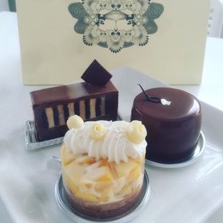 (ラヴニュー （L'AVENUE）)