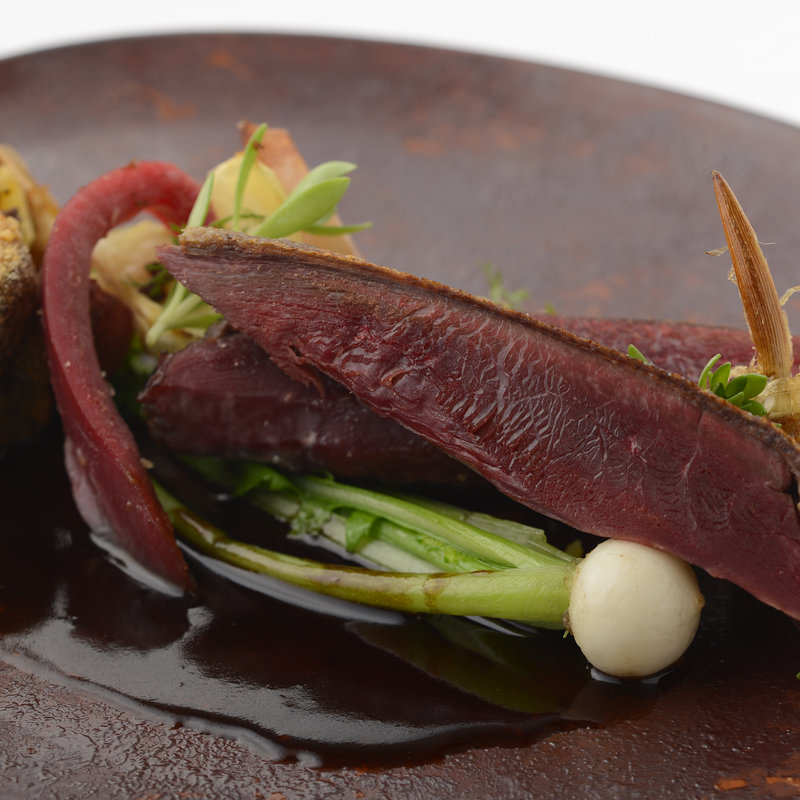 はと肉のソテー　ホタテのフリットとともに(レストラン セビアン （restaurant c'est bien）)