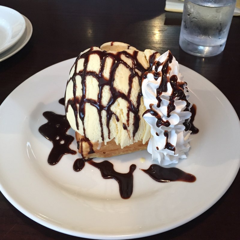 ワッフルチョコレート(ガルル珈琲)