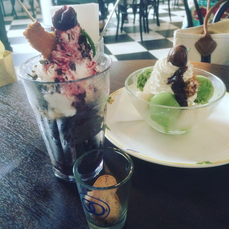 パフェ(フロインドリーブ 生田店)