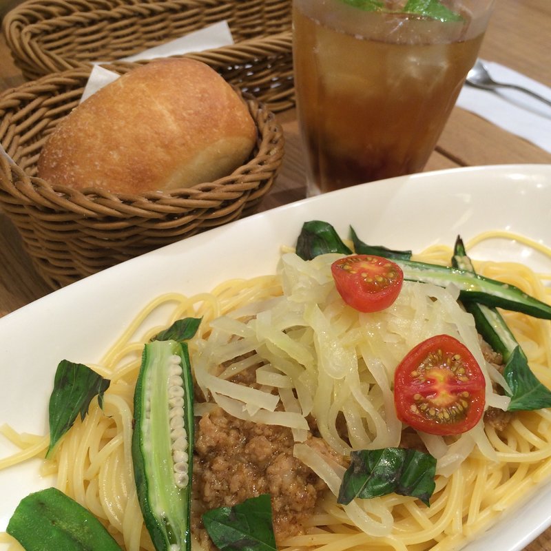 ガパオ風ボロネーゼパスタ(アフタヌーンティー・ティールーム 東急プラザ戸塚)