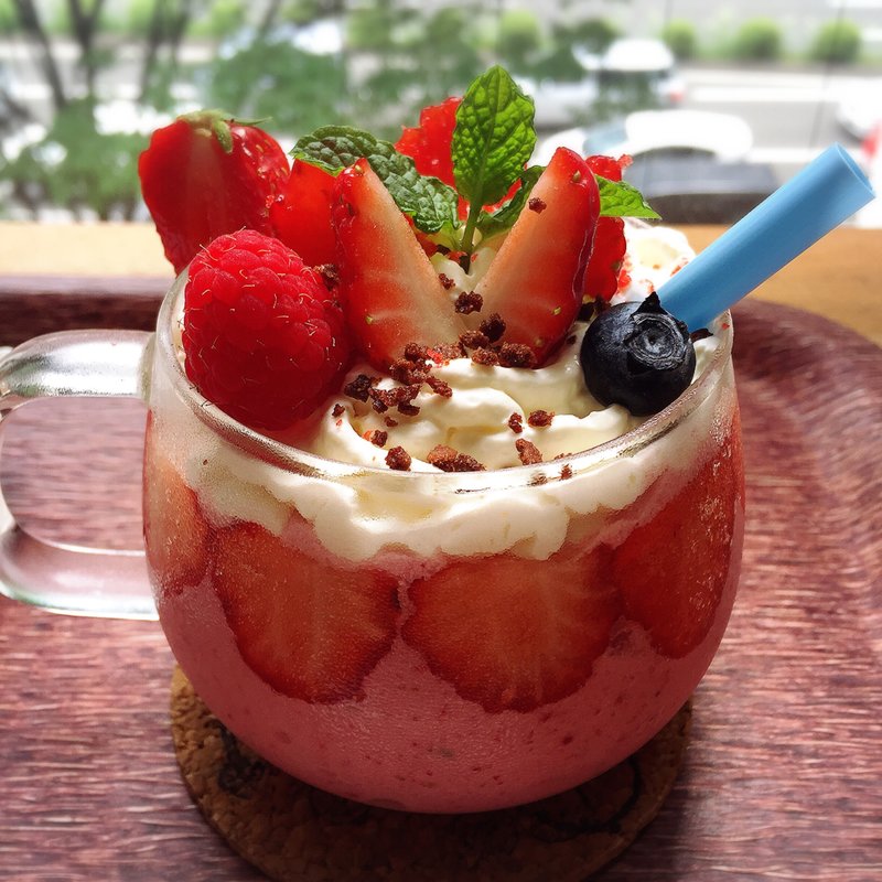 アートストロベリー(カフェ ミティーク （Cafe MythiQue）)