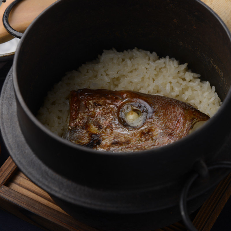 真鯛の土鍋(割烹 新風)