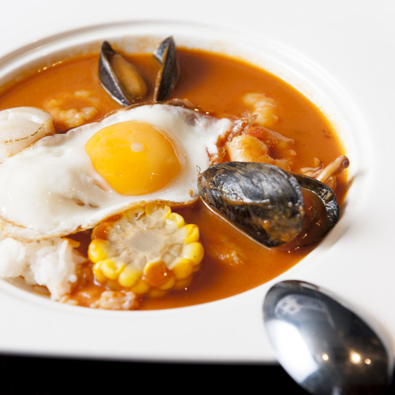 ムール貝とホタテのカレー(TORO （トロ）)