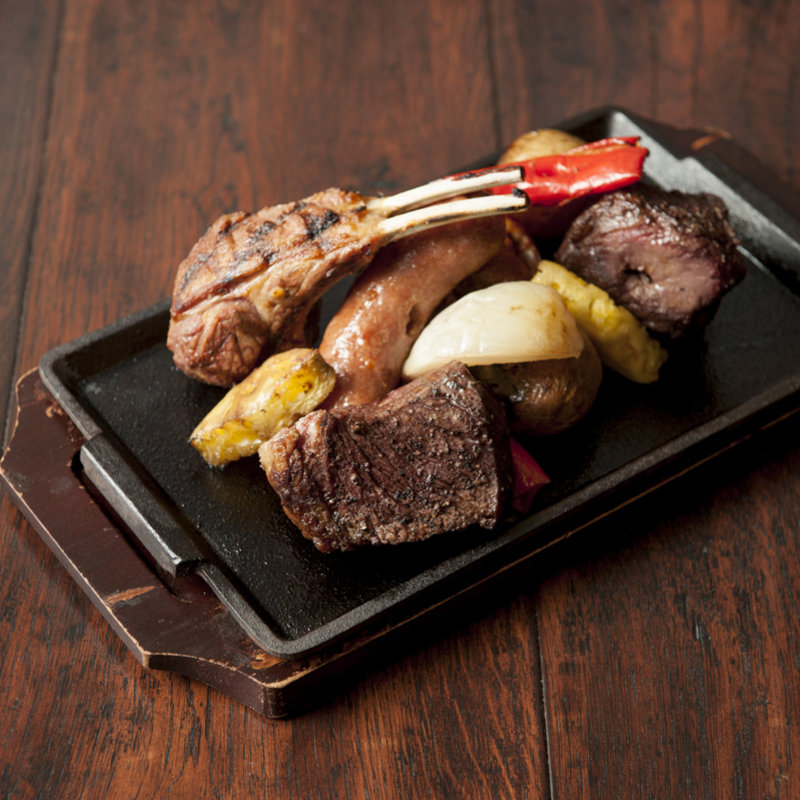 ラム肉の盛り合わせ(TORO （トロ）)