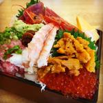 贅沢丼(お魚やの市場寿司南部市場店)