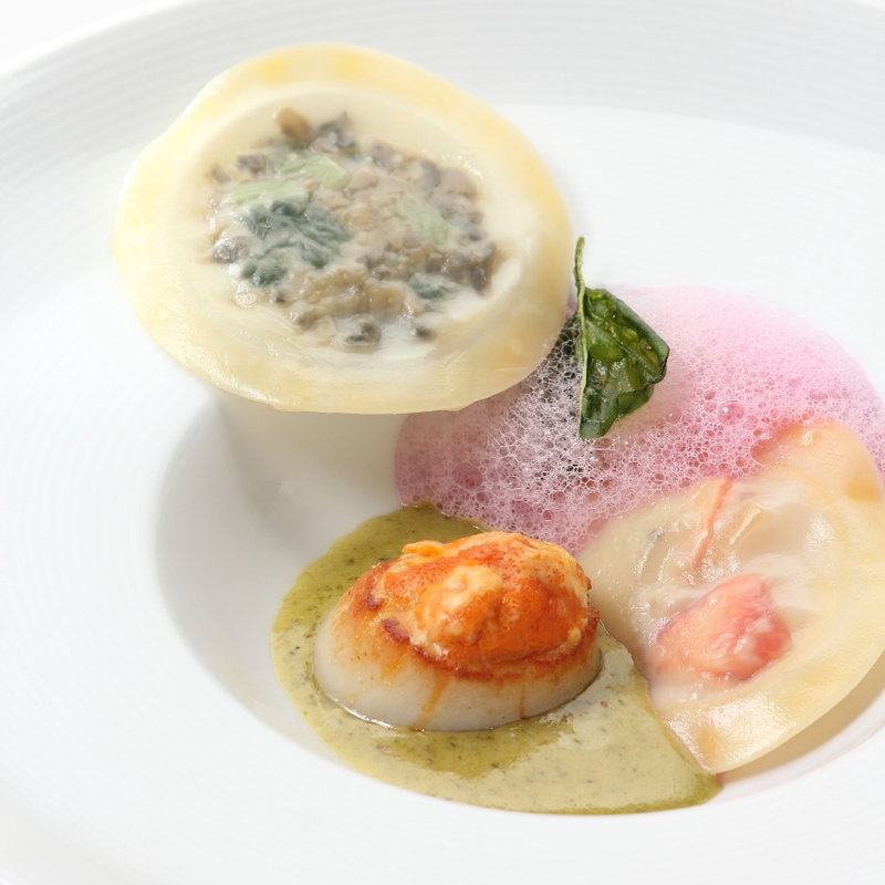 ホタテのグリル　うに添え(アルカナ 東京 （【旧店名】アルカナ 東京 カラト）)