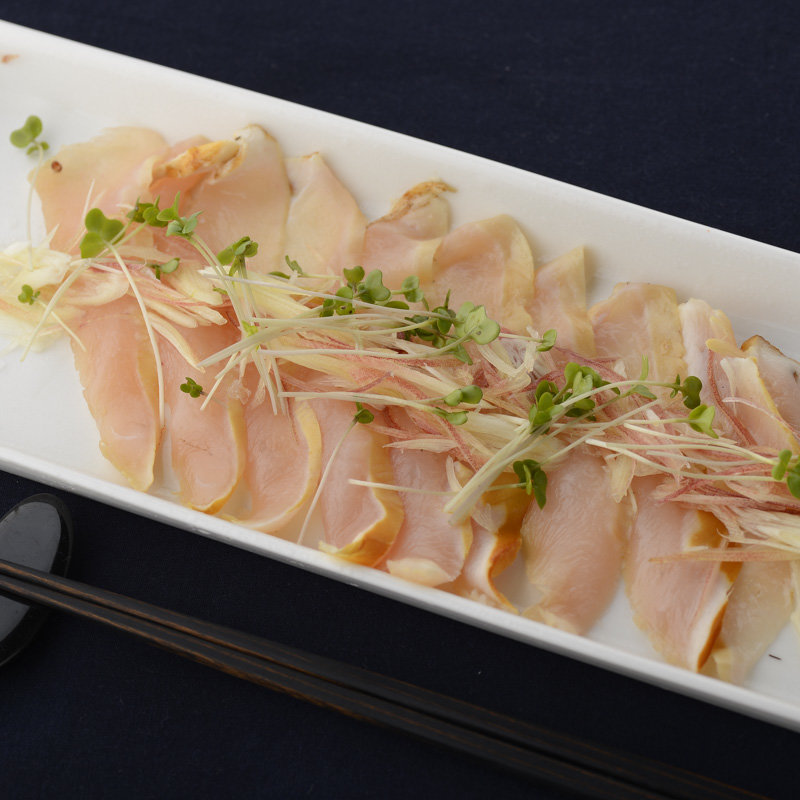 鶏肉のたたき(YAKITORI燃 WEST)