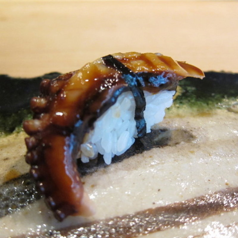 煮タコの握り(凛)