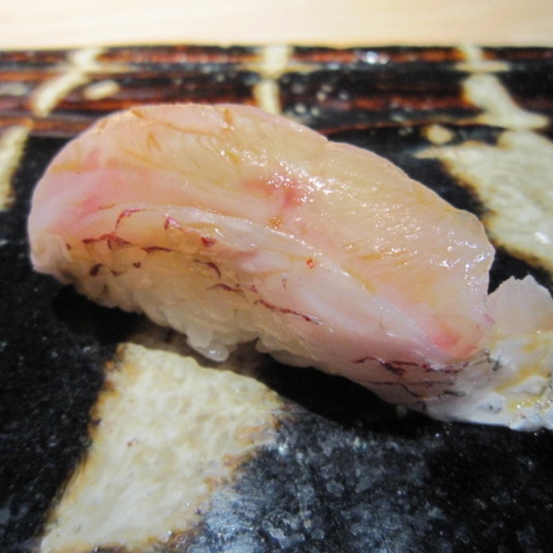 炙り鯛の握り(凛)