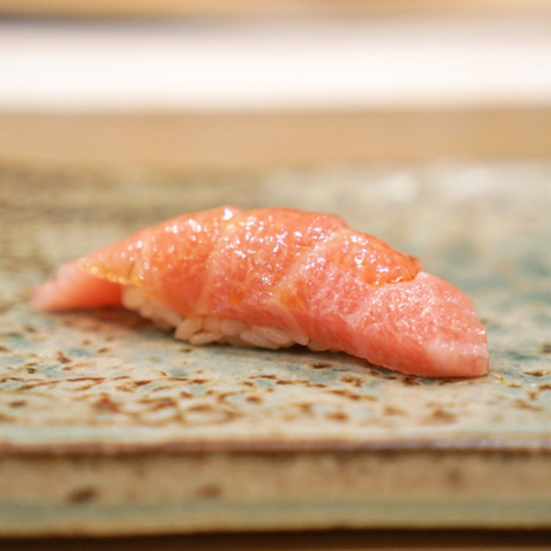 大トロの握り(鮨 たかはし)