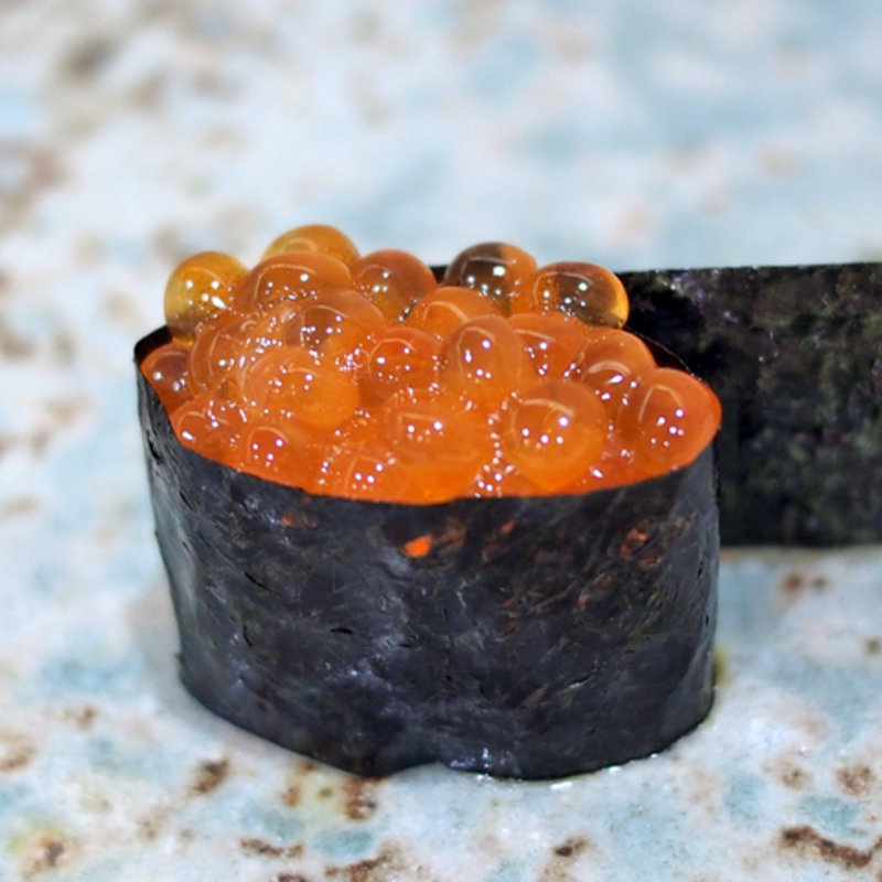 イクラの軍艦(鮨 たかはし)