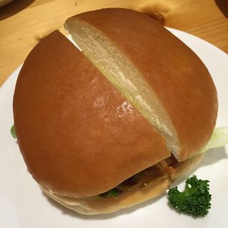 ハンバーガー(コメダ珈琲店 尼崎つかしん店)