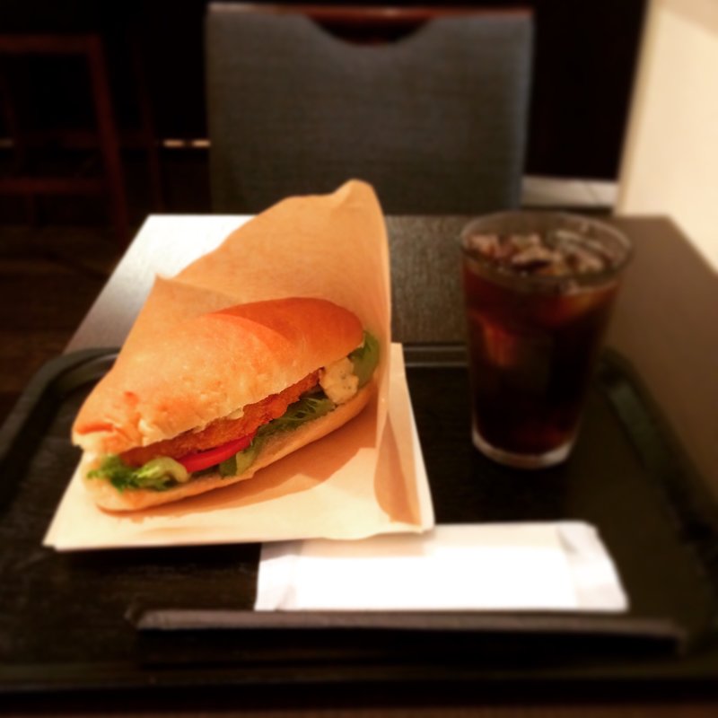 ポアソン サンドウィッチ タルタルソース(シェイプス （Shapes）)