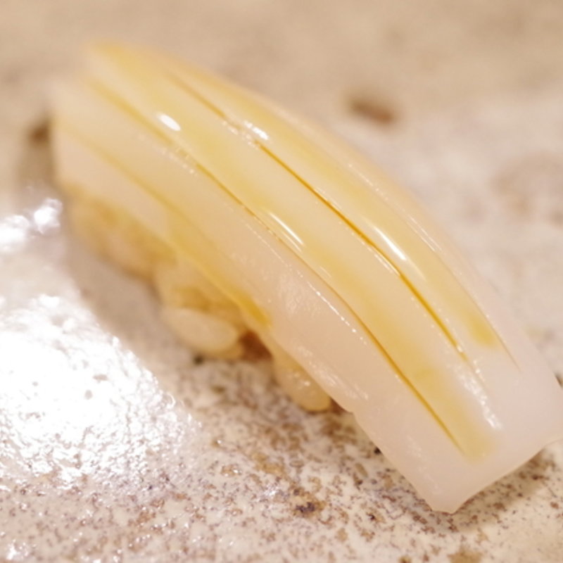 イカの握り(すし処ととや)