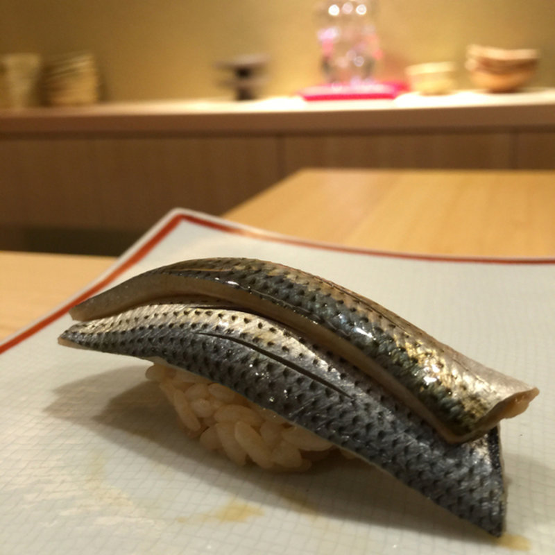 アジの握り(鈴木)