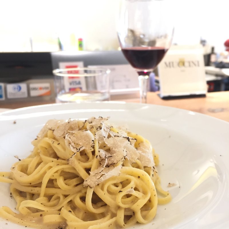 黒サマートリュフのタリアテッレ(ムッチーニ （MUCCINI）)