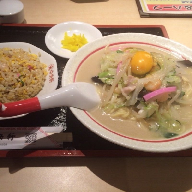 ちゃんぽん+半チャーハンセット(中央軒 天神橋筋四丁目店)