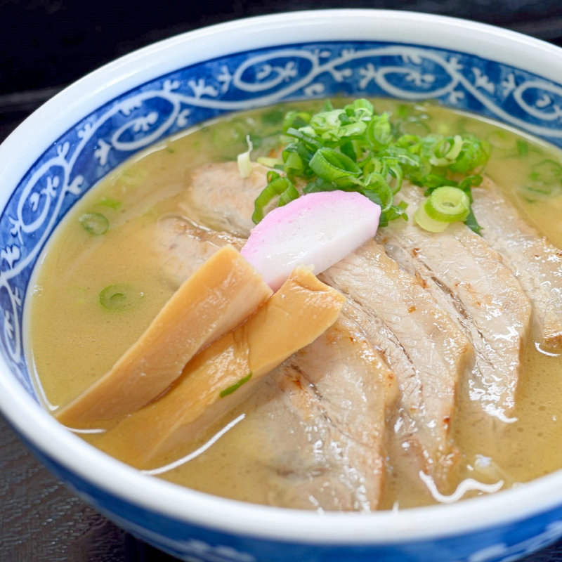 中華蕎麦チャーシュー増(虎龍 （ウドン　コタツ）)