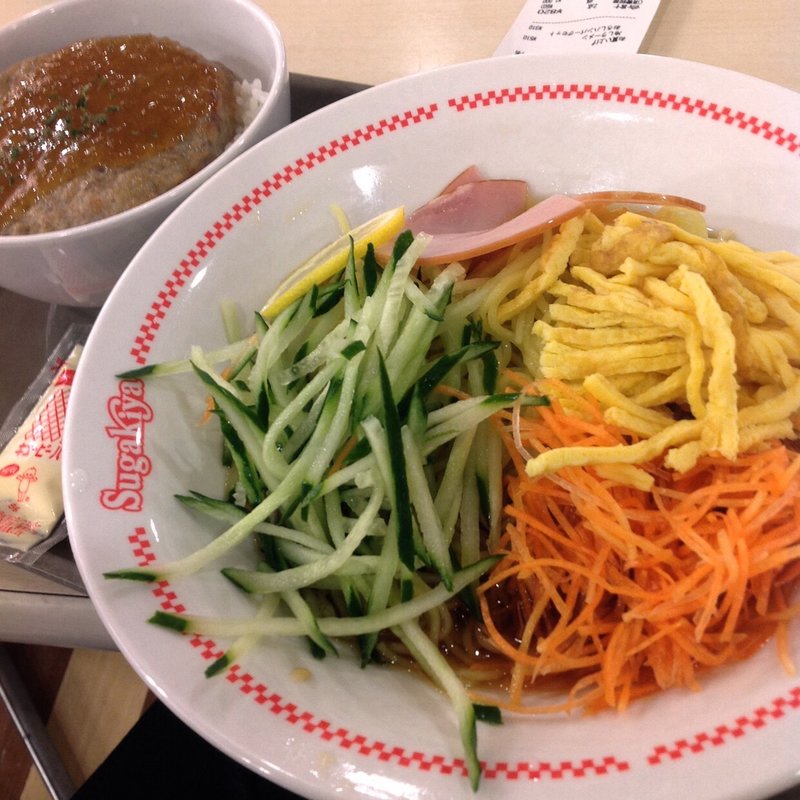冷やし中華アンドハンバーグ丼(スガキヤ)