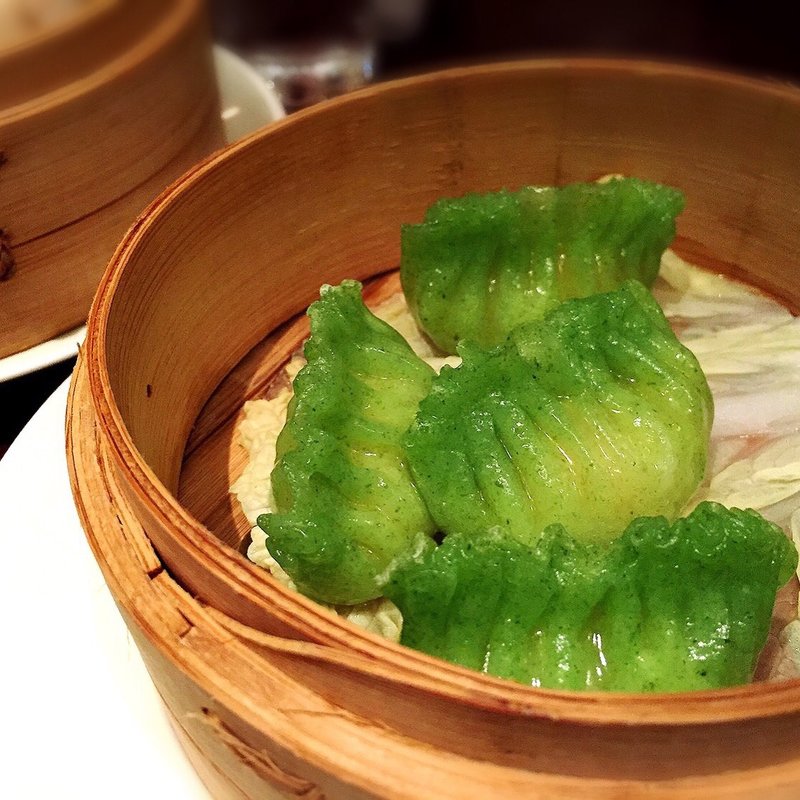 海鮮入り翡翠ギョーザ（2個）(南琳華)