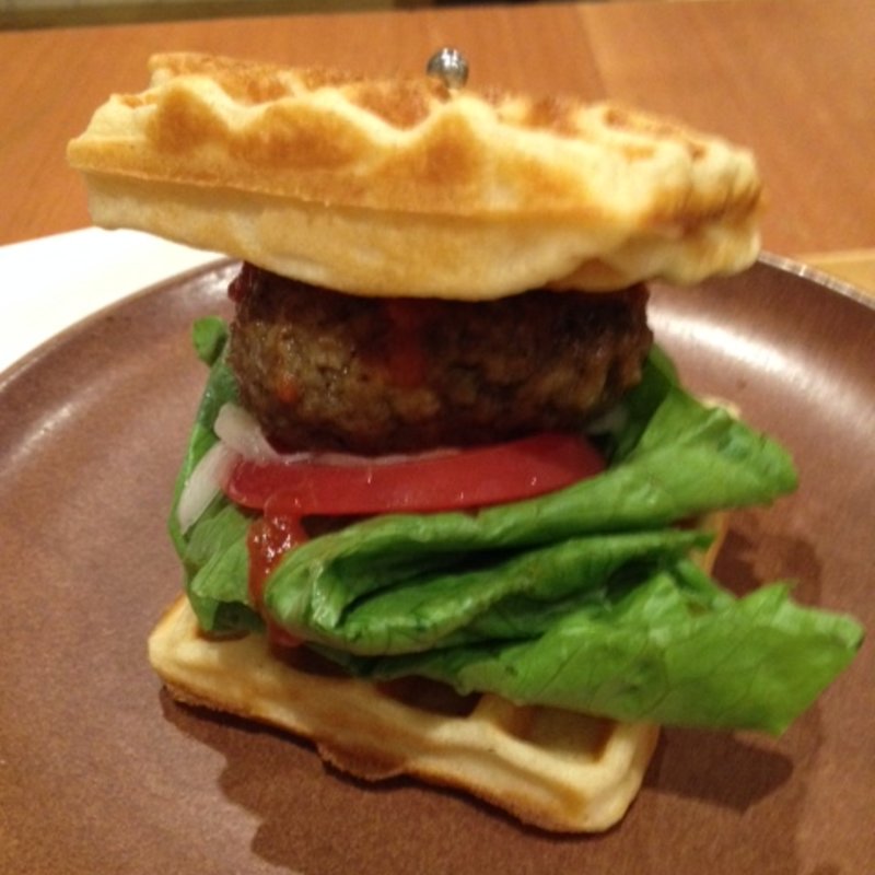 ワッフルバーガー(福島屋 六本木店)