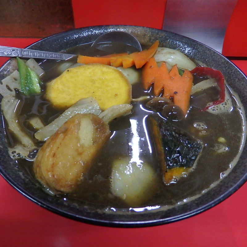 黒カレーラーメン(龍昇園 )