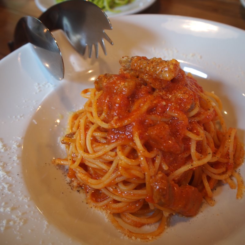 弟子屈町産摩周ポークのアマトリチャーナ (COVO （コーヴォ）)