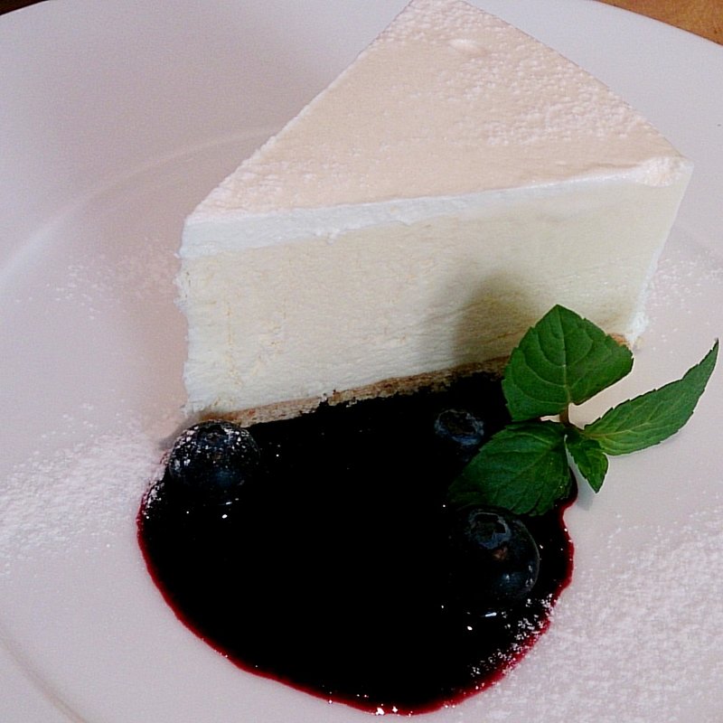 北海道クリームチーズのケーキ　ブルーベリーソース(デザートセット)(トップス)
