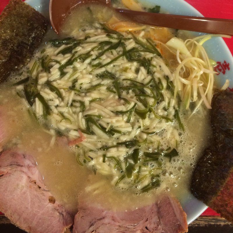 めかとろラーメン(壱発ラーメン 八王子本店 （いっぱつ・らーめん）)