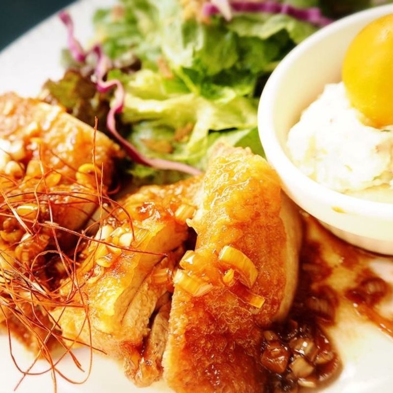 油淋鶏(カフェ ド ガモヨン （café de GAMOYON）)