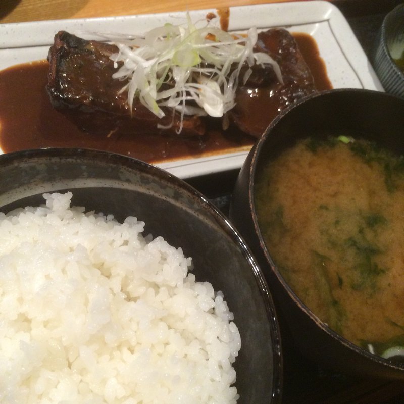 鯖味噌定食(魚まみれ眞吉 原宿店)