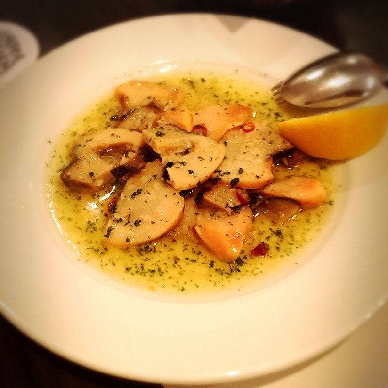 夜光貝のアーリオオーリオ(島イタリアン いゆ )