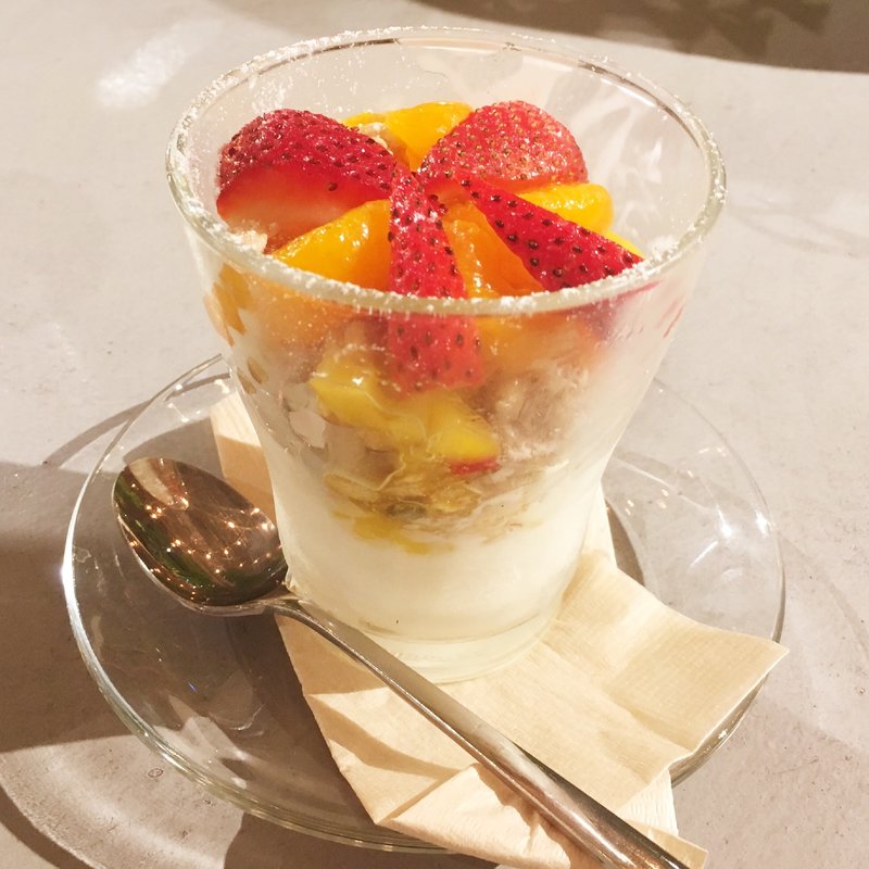 POPPINサワーグルトシャーベット(WIREDCAFE & TAPBAR )