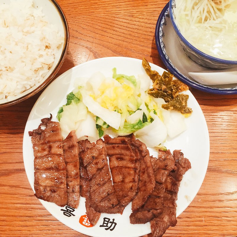 牛たん炭火焼定食　1人前(味の牛たん喜助 グランツリー武蔵小杉店)