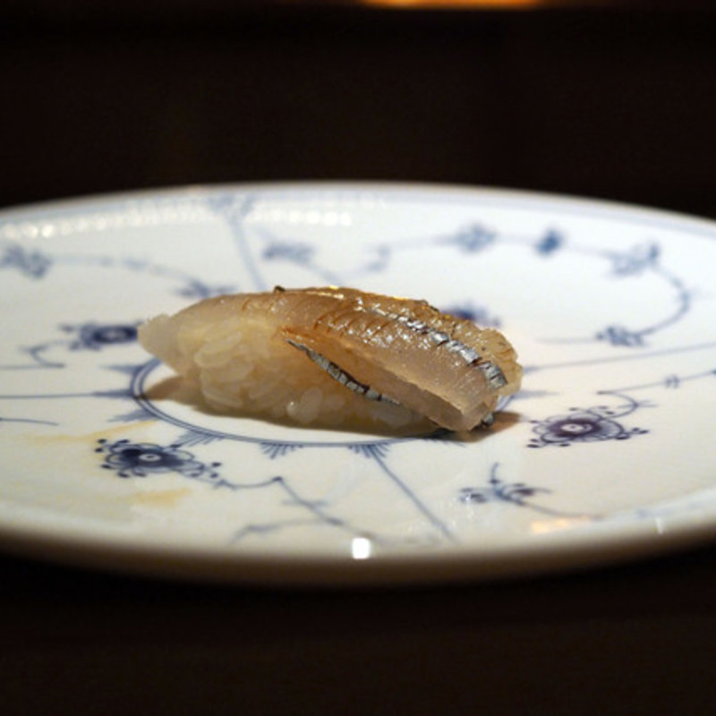 さより (鮨なかむら （すしなかむら）)