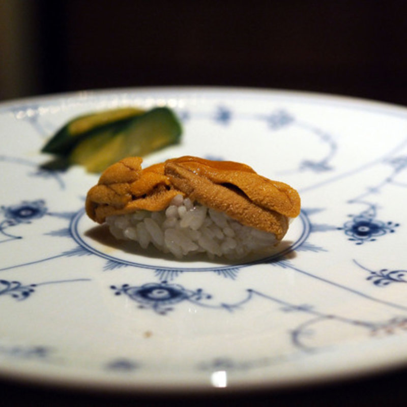 赤ウニ(鮨なかむら （すしなかむら）)