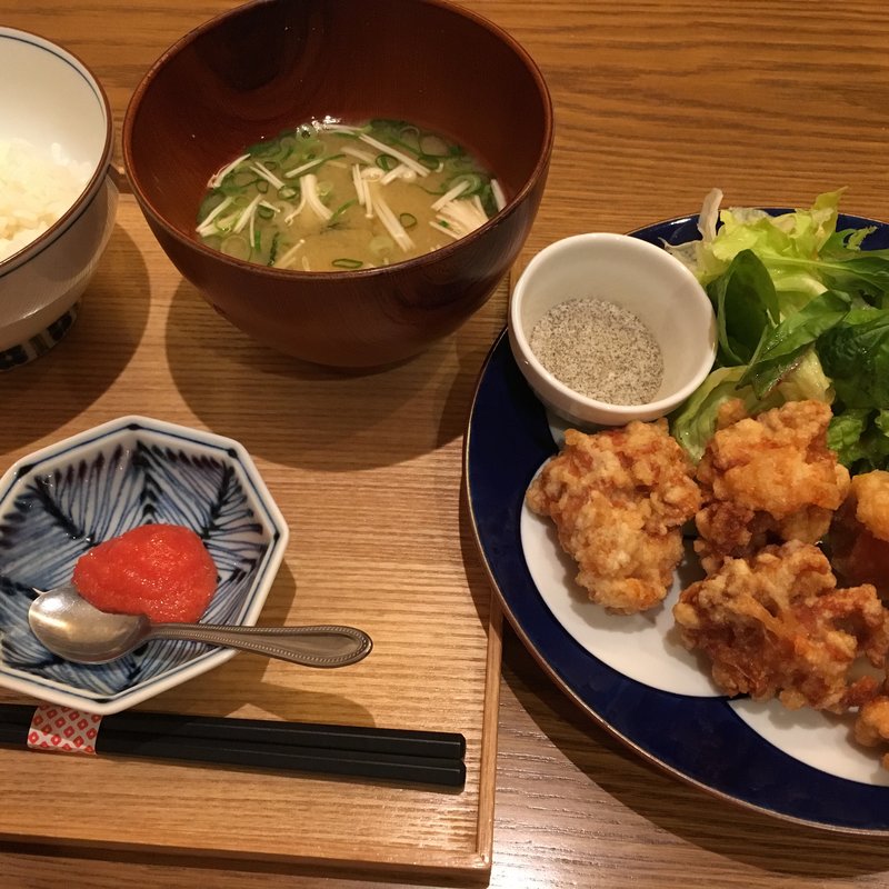 唐揚げと ご飯お味噌汁セット(家カフェ おたま)