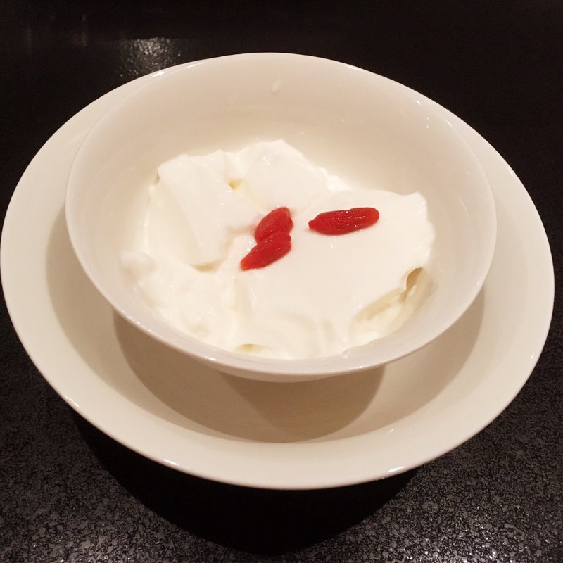 杏仁豆富(和心とんかつ あんず 天神店)