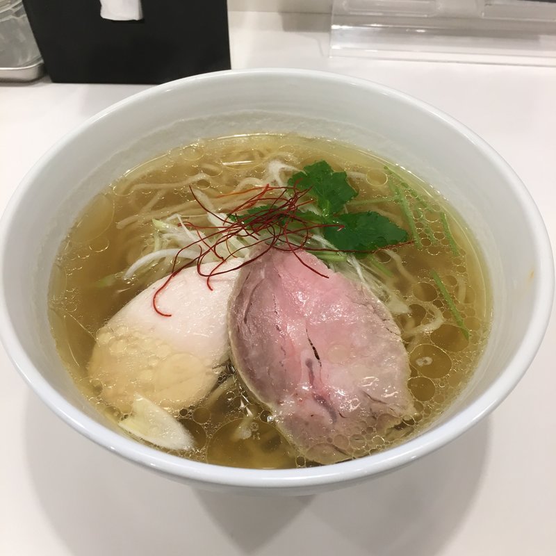 鶏出汁あらめん  雫(麺画廊 英)