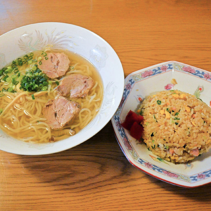ラーメン半チャーハン(こだい )