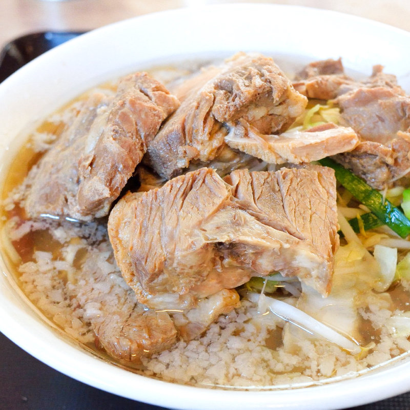 さぬきB（背脂入りラーメン）+チャーシュー増し(さぬき一番 一宮店 )