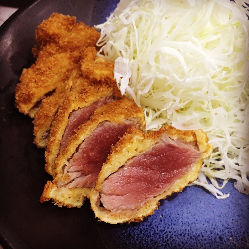 牛ロースランチかっつセット(新ばし 牛かつ おか田)