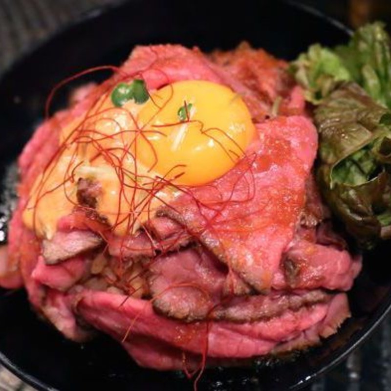 ローストビーフ丼(Dining Bar DIME （ダイニングバーダイム）)